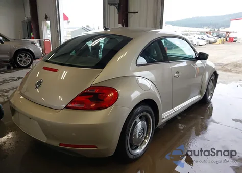 2012 Volkswagen Beetle 2.5L from USA, damaged, VIN 3VWJX7AT1CM664663